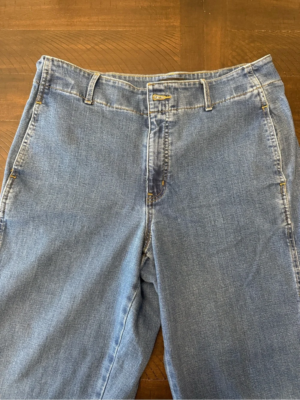 Banana Republic High Rise Straight Fit Dark Wash Women Capri Style Jeans 32x25.